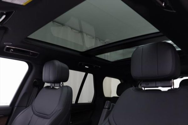 2023 Land Rover Range Rover Velar P340 S R-Dynamic - Image 9